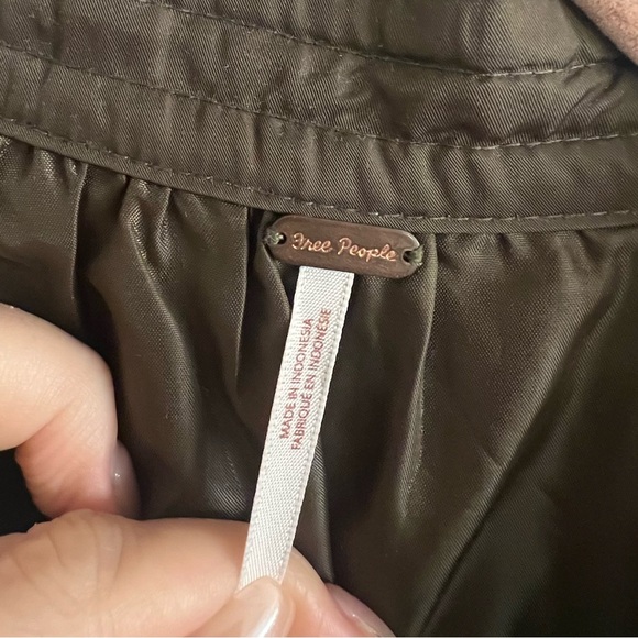 Free People olive green bomber jacket, size small, work once, perfect condition! - Picture 5 of 9